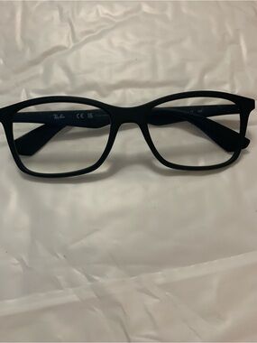 Ray-Ban Matte Black Rectangular Frame Sunglasses Ray-Ban RB7047 Optics